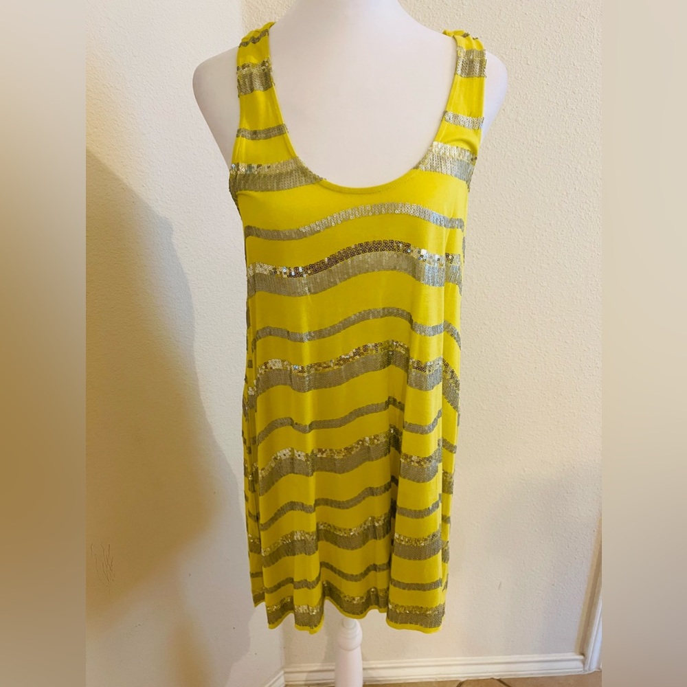 INC Size M yellow sequined blouse